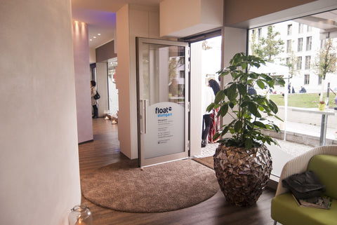 Float Stuttgart Eingangsbereich und Spa